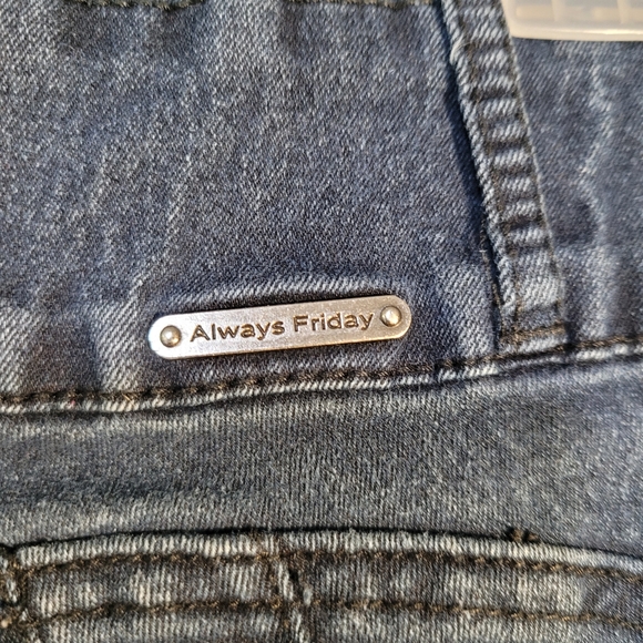 (3406-6)Always Friday, Jeans size 7, Dark blue - Picture 2 of 15